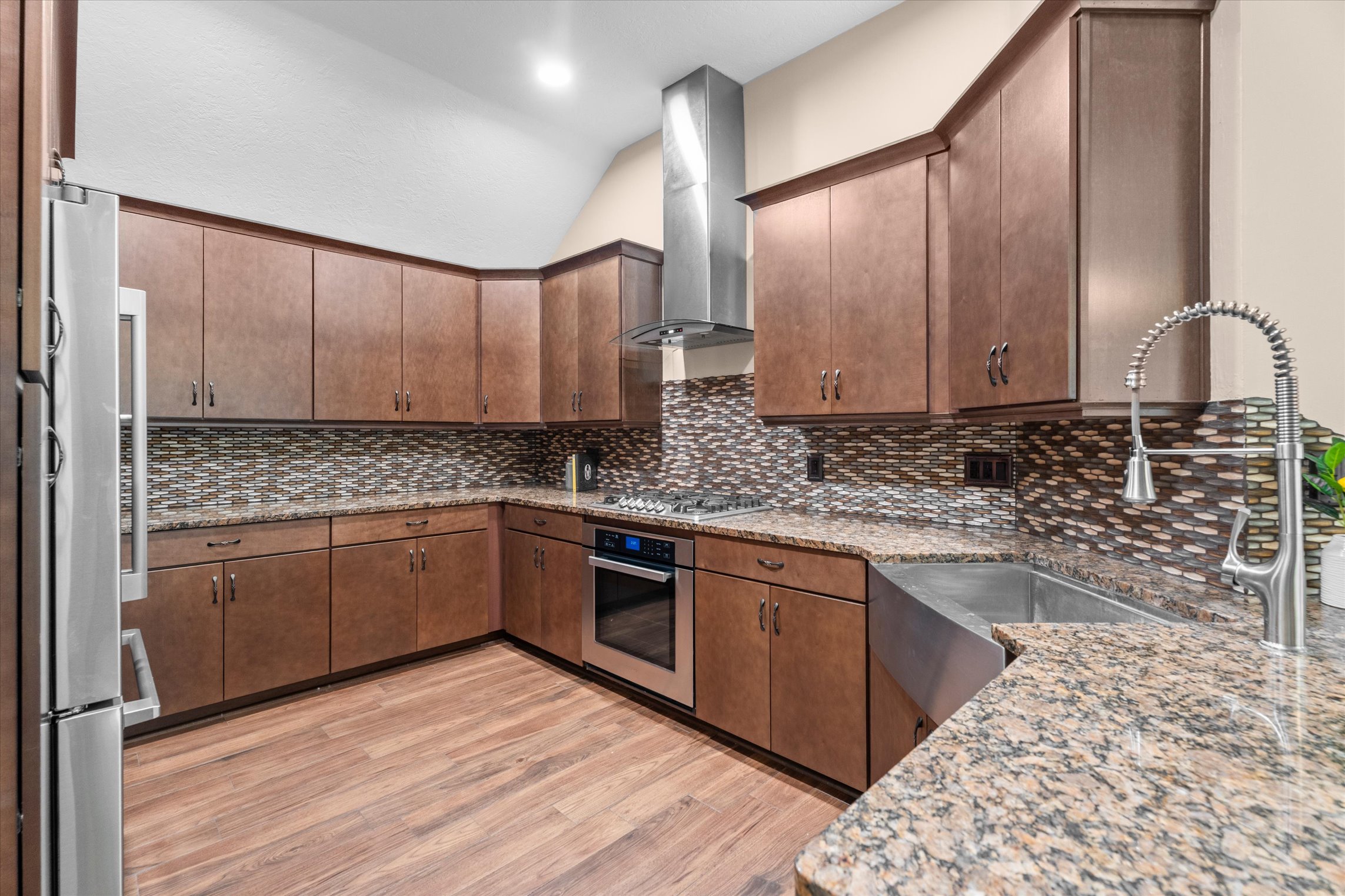 5010 Deer Point Drive Spring TX Chef Kitchen